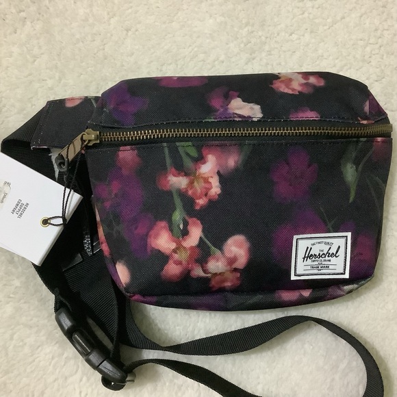 Herschel Supply Company Bags Herschel Supply Company Fifteen 2l